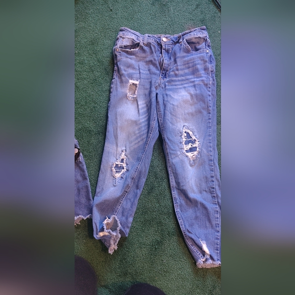 Almost Famous Ripped Denim Boyfriend Jeans (5 For 45$)☀️